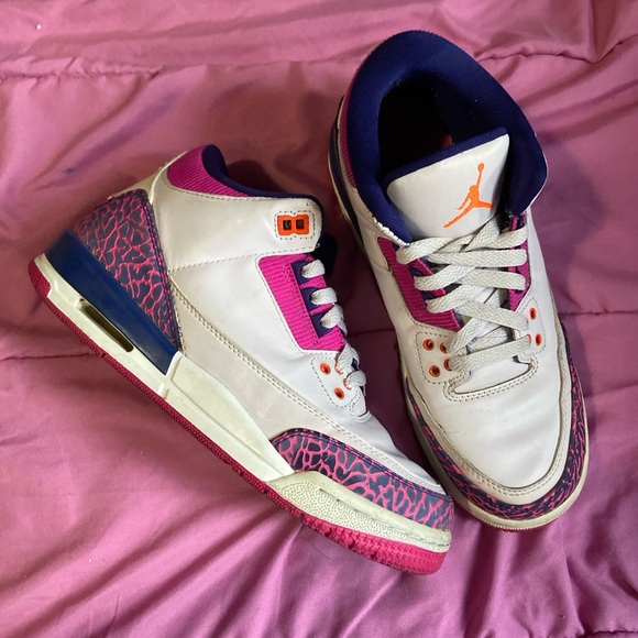 Jordan Retro Barely Grape